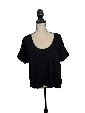Universal Thread Black Scoop Neck Short Sleeve Tee